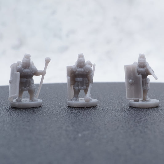 Resin-Tabletop-Miniaturen "Smol Roman Optio" im Maßstab 6/8mm, detailreich gestaltet für Miniatur- und Strategiespiele.